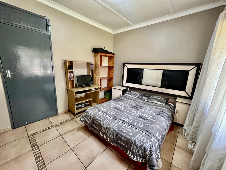 3 Bedroom Property for Sale in Oos Einde North West